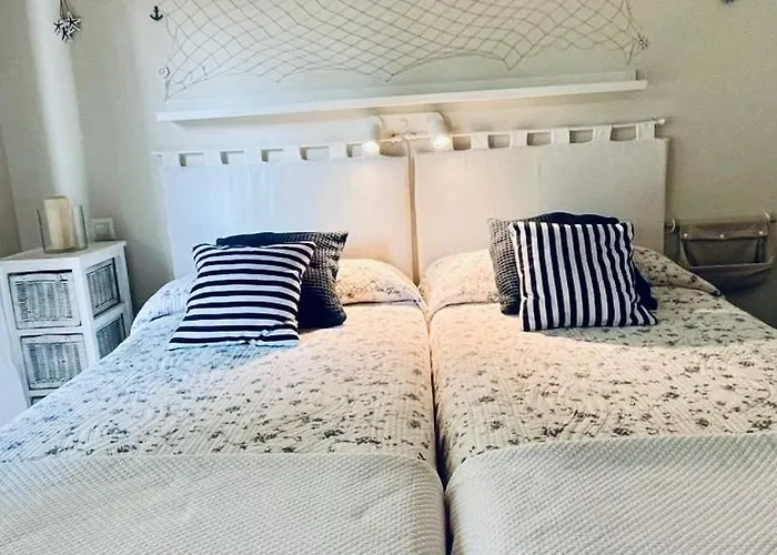 San Vicente De La Barquera. Playa Apartment *