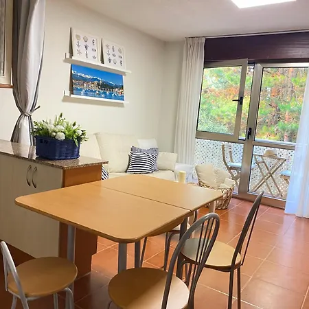 San Vicente De La Barquera. Playa * San Vicente De La Barquera