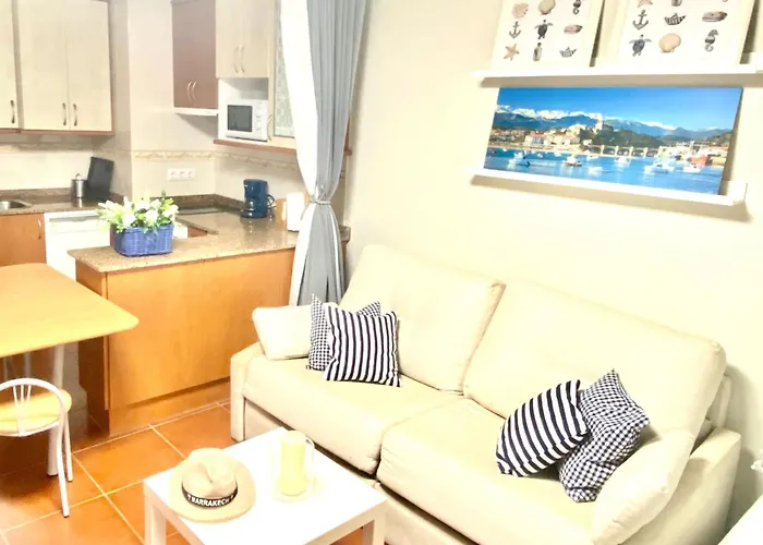 San Vicente De La Barquera. Playa *